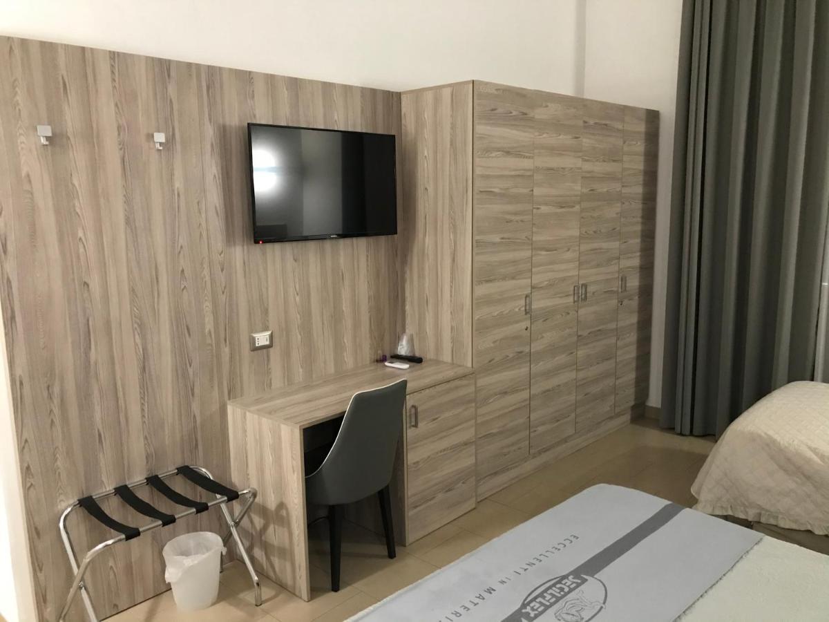 4Stanze Otel Napoli Dış mekan fotoğraf