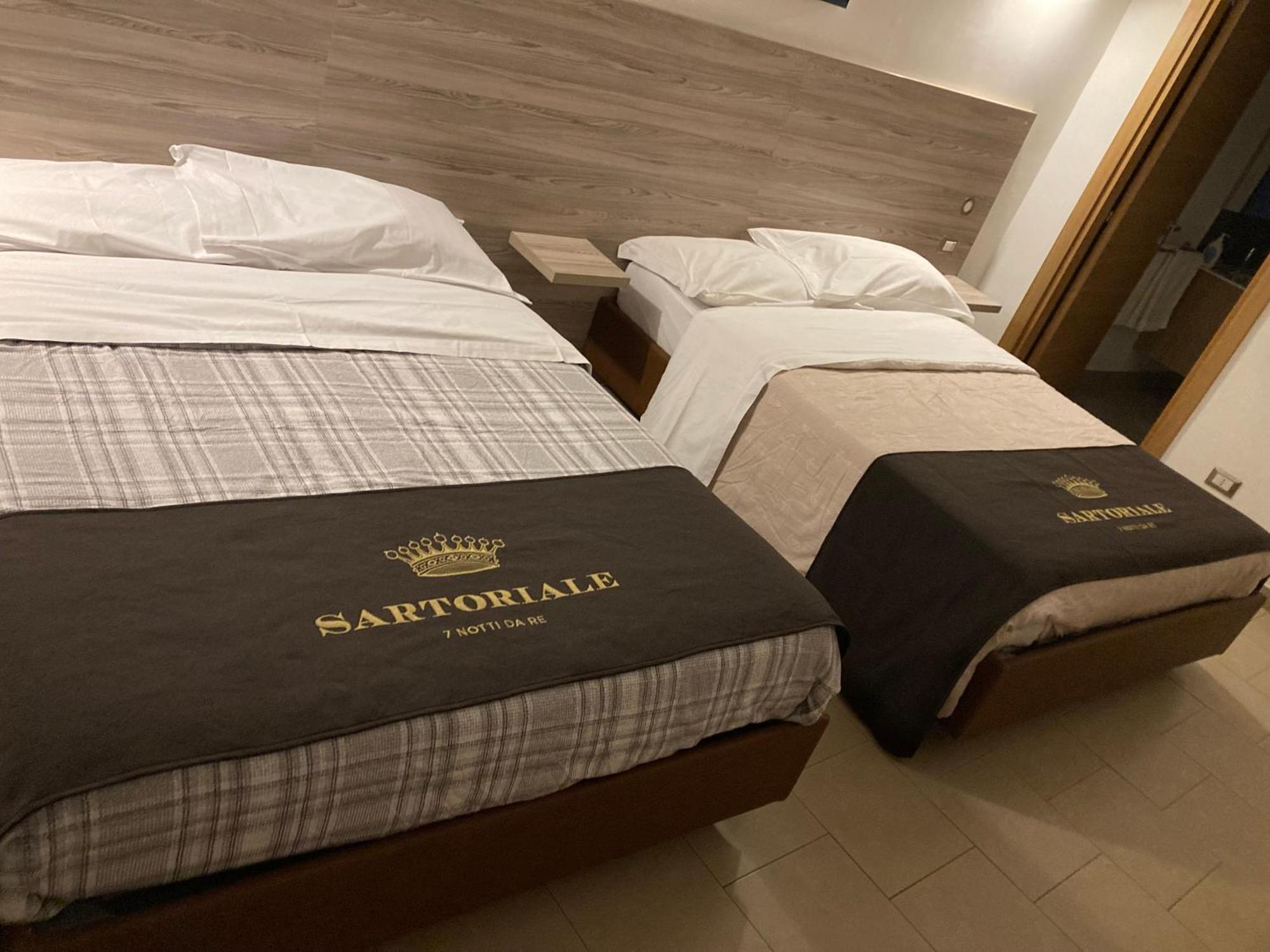 4Stanze Otel Napoli Dış mekan fotoğraf